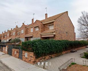Exterior view of House or chalet for sale in Arroyomolinos (Madrid)  with Terrace and Balcony