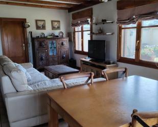 Living room of Country house to rent in Calahorra  with Air Conditioner, Private garden and Terrace