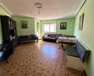 Living room of Flat for sale in Santa María del Páramo  with Terrace and Balcony