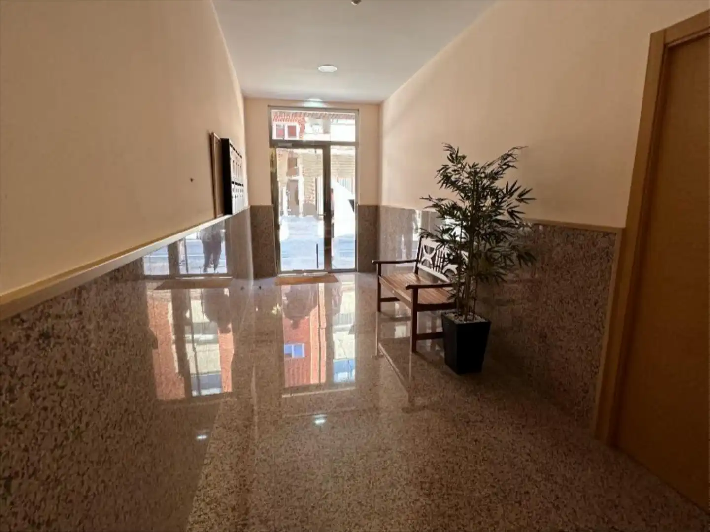 Pis en venda a Avenida el Esla, 9, Santa María del Páramo Pis en venda en Santa María del Páramo amb Terrassa i Balcó
