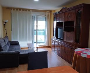 Sala d'estar de Pis de lloguer en Piedrahíta amb Calefacció, Parquet i Moblat
