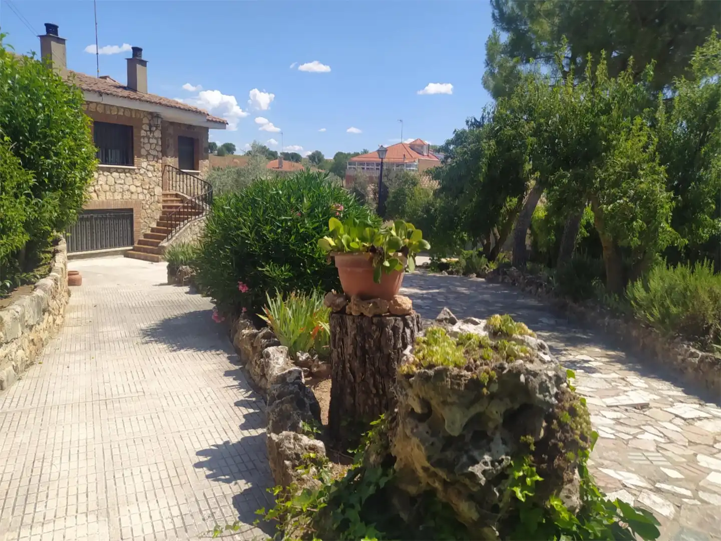 Casa o chalet en venta en Avenida de la Constitución, 25, Mondéjar Jardín de Casa o chalet en venta en Mondéjar