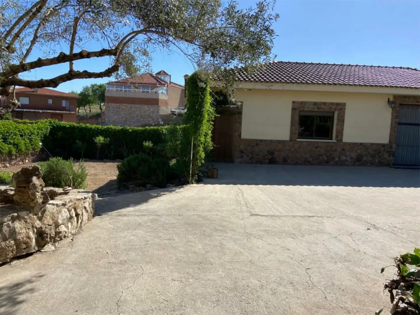 Casa o chalet en venta en Avenida de la Constitución, 25, Mondéjar Vista exterior de Casa o chalet en venta en Mondéjar