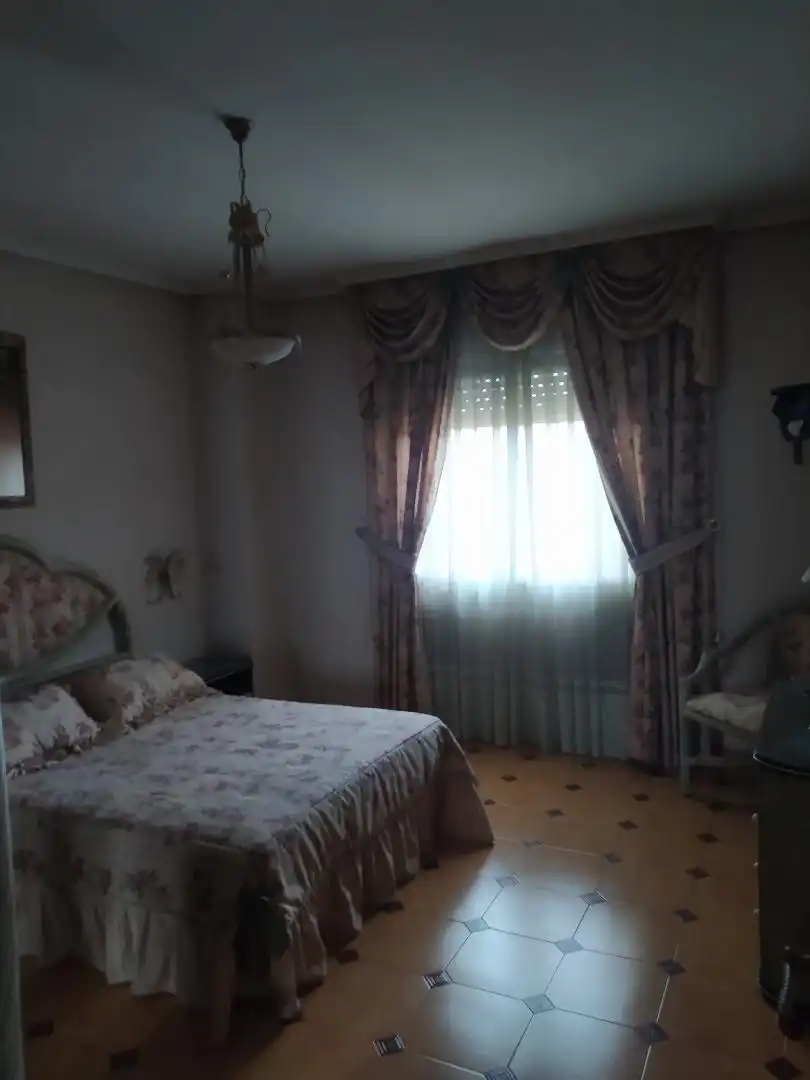 Casa o chalet en venta en Avenida de la Constitución, 25, Mondéjar Habitación de Casa o chalet en venta en Mondéjar