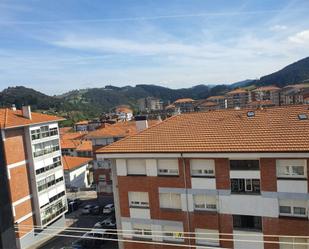 Vista exterior de Pis en venda en Lekeitio amb Parquet, Terrassa i Traster