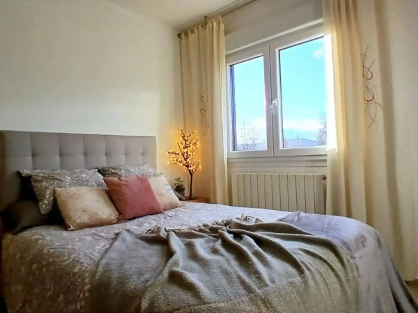 Wohnung zum Verkauf in Barrio la Aguilalera, 10, Las Rozas de Valdearroyo Schlafzimmer von Wohnung zum Verkauf in Las Rozas de Valdearroyo mit Heizung, Privatgarten und Terrasse