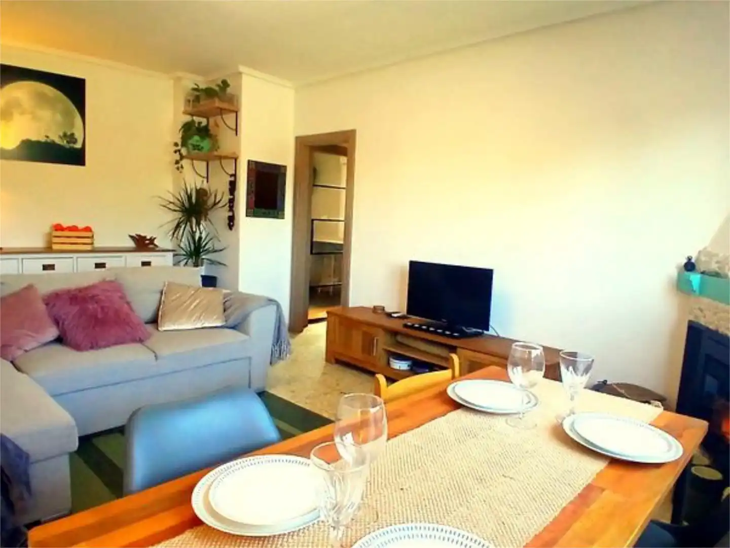 Wohnung zum Verkauf in Barrio la Aguilalera, 10, Las Rozas de Valdearroyo Wohnzimmer von Wohnung zum Verkauf in Las Rozas de Valdearroyo mit Heizung, Privatgarten und Terrasse