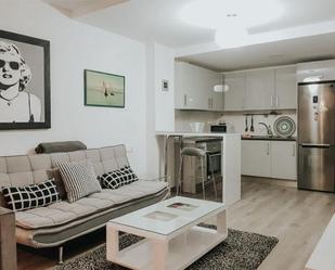 Sala d'estar de Pis de lloguer en Málaga Capital amb Aire condicionat, Parquet i Moblat