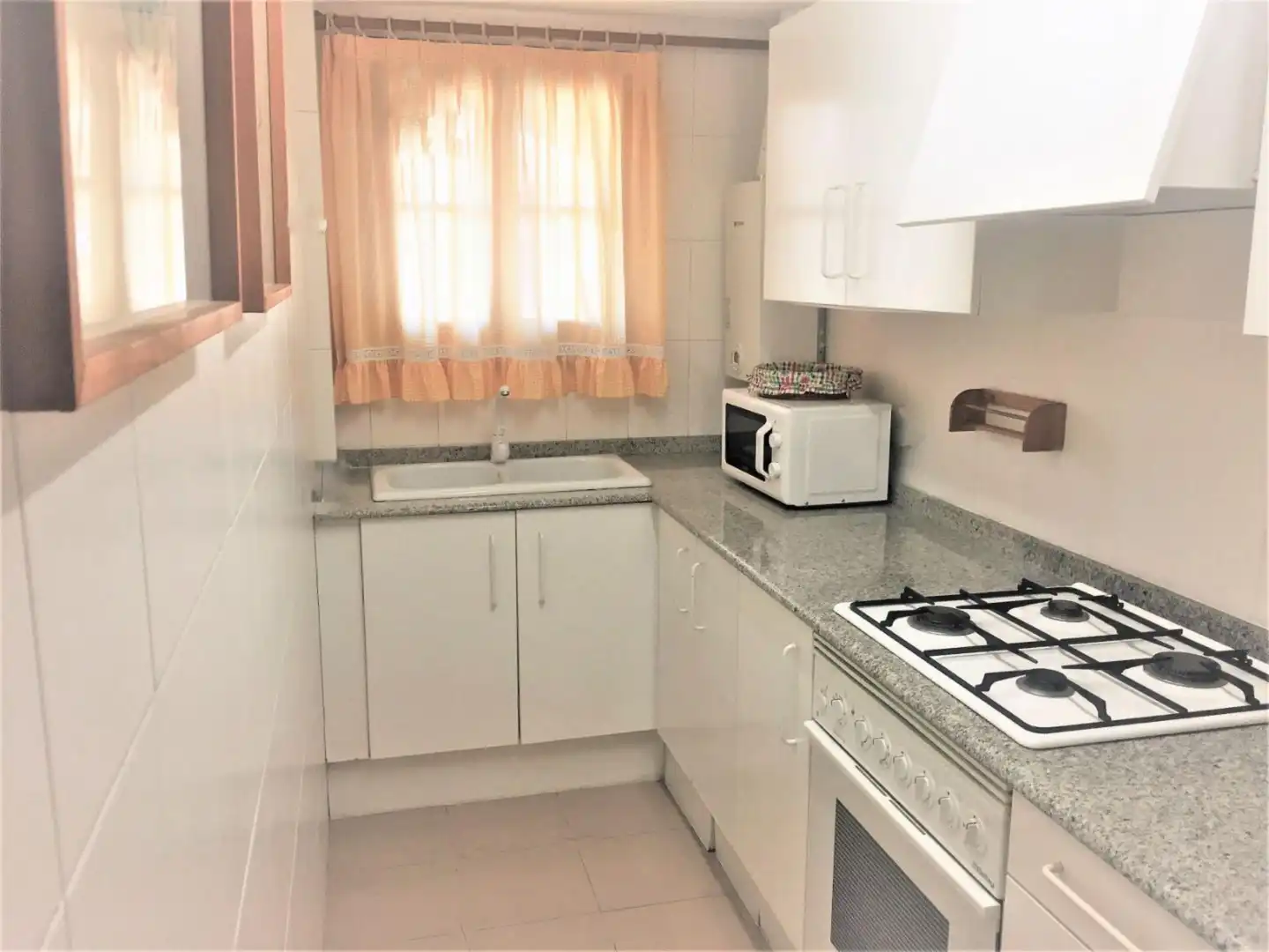 Apartamento de alquiler en Avenida l'Horta, 28, Port Saplaya Apartamento de alquiler en Avenida l'Horta, 28, Port Saplaya
