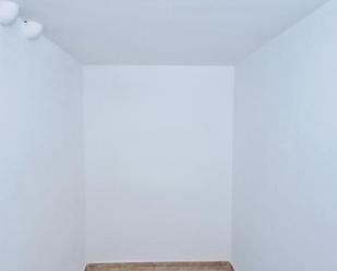 Bedroom of Box room to rent in Yepes