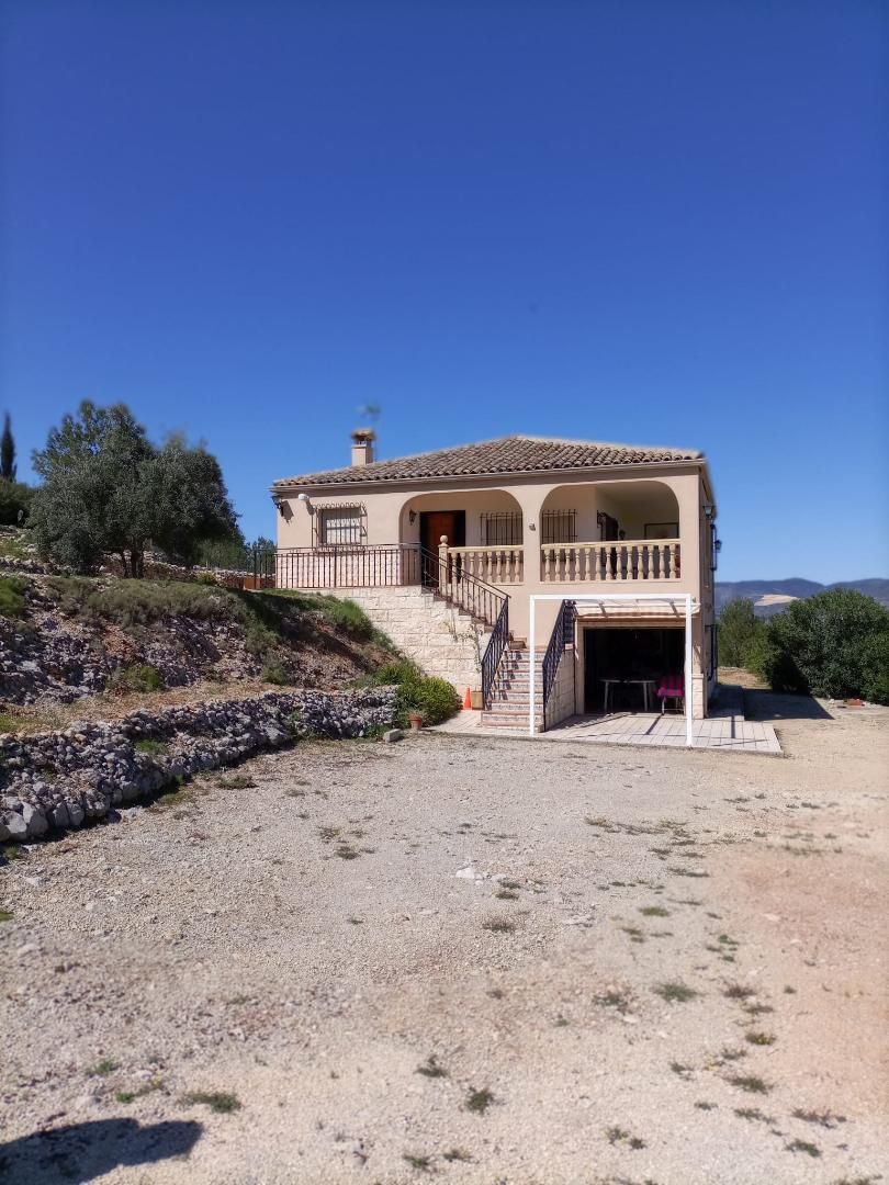 Exterior view of House or chalet for sale in Ontinyent  with Terrace and Balcony