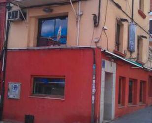 Exterior view of Single-family semi-detached for sale in León Capital   with Terrace