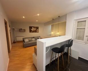 Living room of Flat to rent in Valladolid Capital  with Parquet flooring, Terrace and Furnished