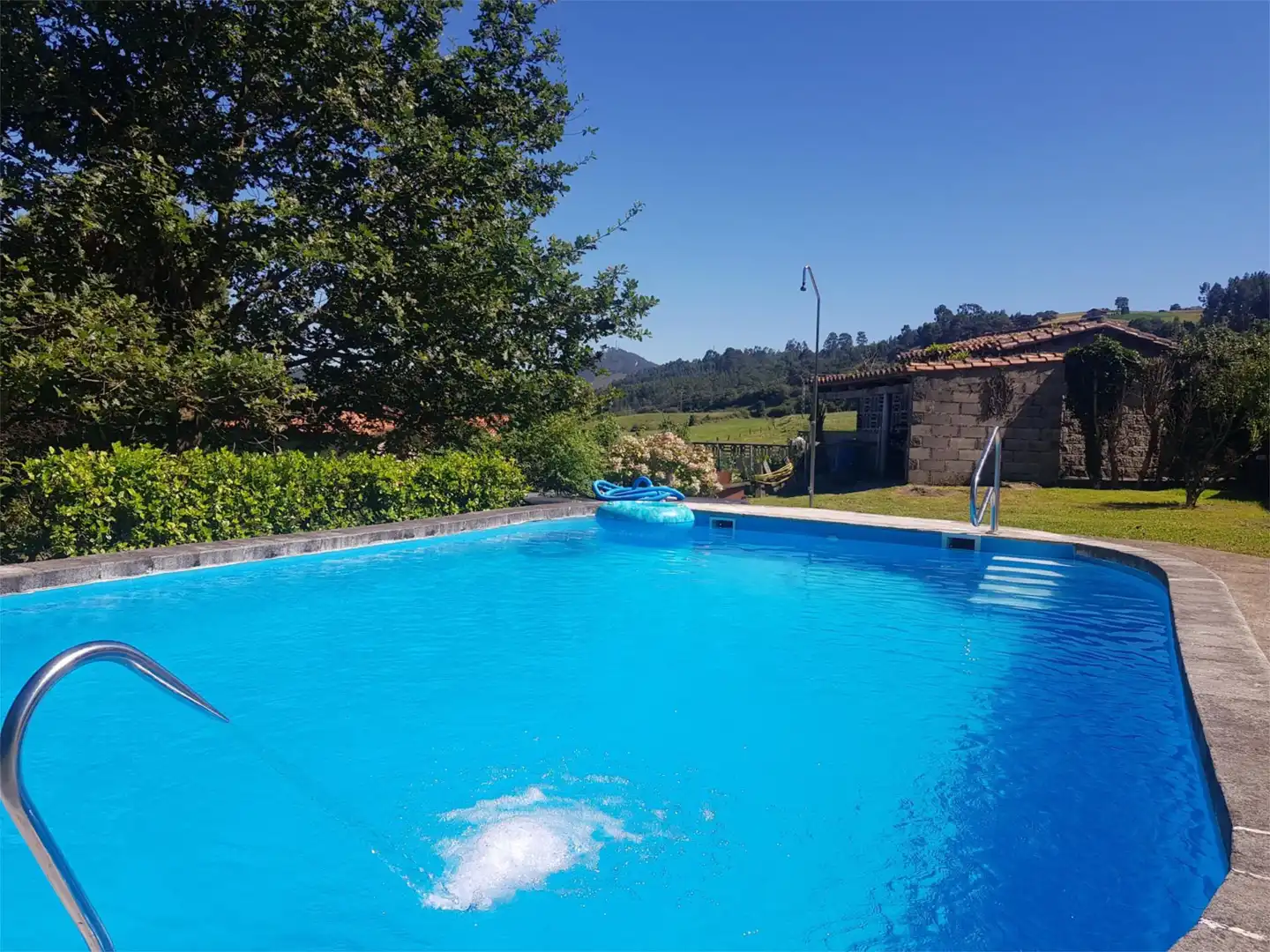Flat for sale in Barrio la Acebosa, 40, San Vicente de la Barquera Swimming pool of Flat for sale in San Vicente de la Barquera with Private garden, Terrace and Swimming Pool