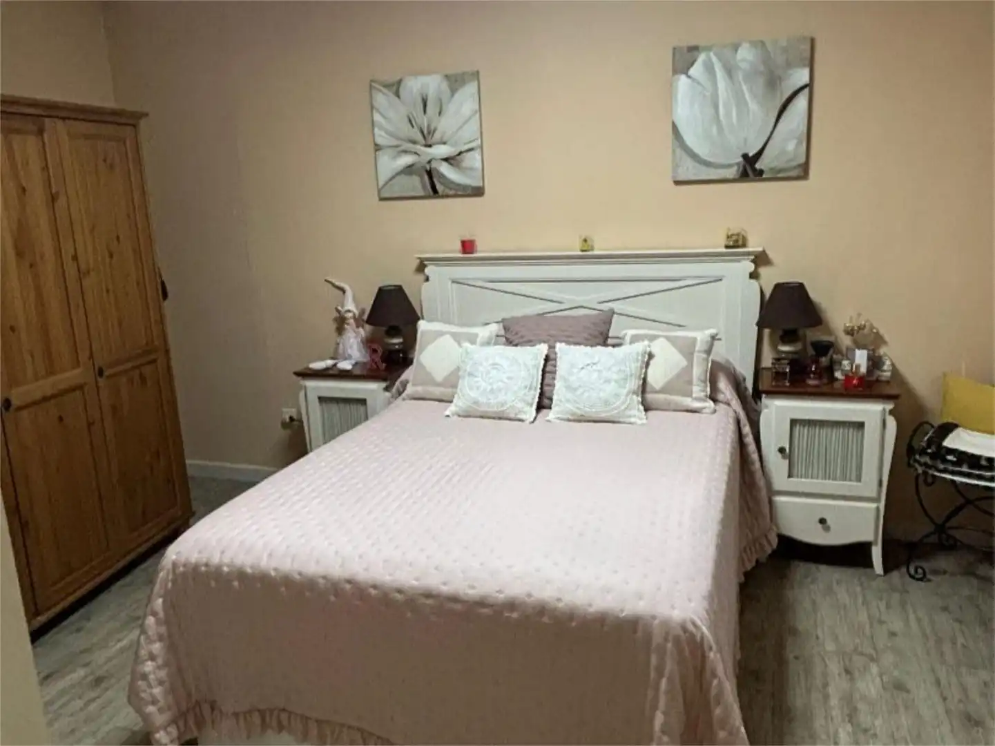 Habitación de Casa adosada en venta en Logrosán con Terraza, Trastero y Amueblado