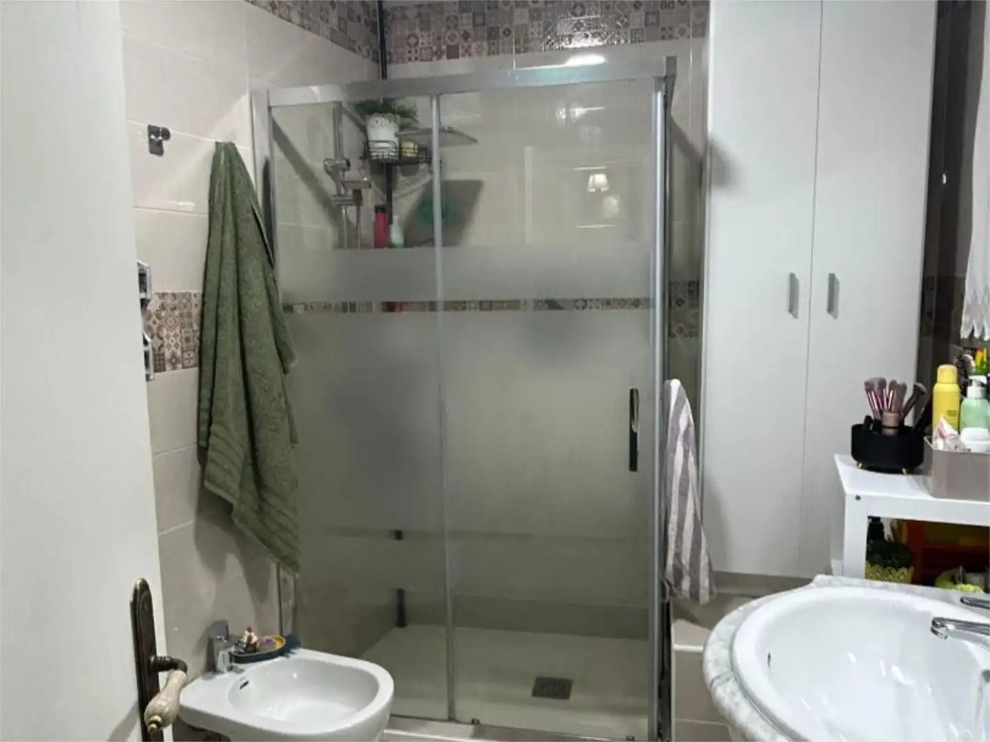 Baño de Casa adosada en venta en Logrosán con Terraza, Trastero y Amueblado