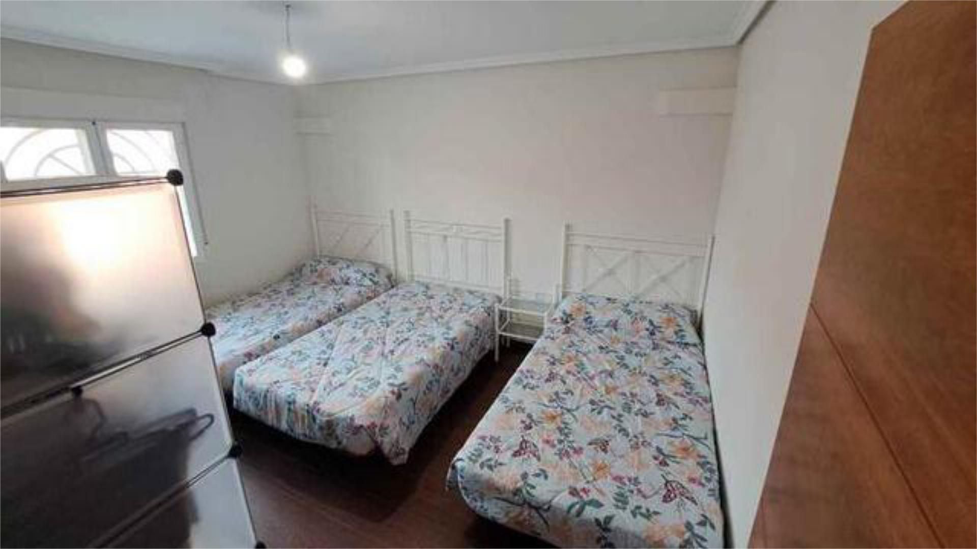 Bedroom of Single-family semi-detached for sale in Horcajo de Santiago  with Terrace and Swimming Pool