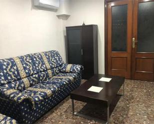 Sala d'estar de Pis de lloguer en  Córdoba Capital amb Moblat