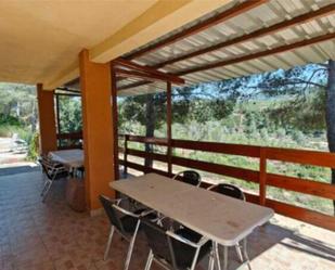 Terrasse von Einfamilien-Reihenhaus miete in Buñol