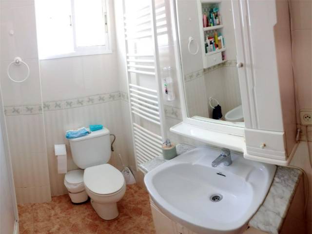 Casa adosada en Venta en Calle 28 de Febrero, 8 en Ibros