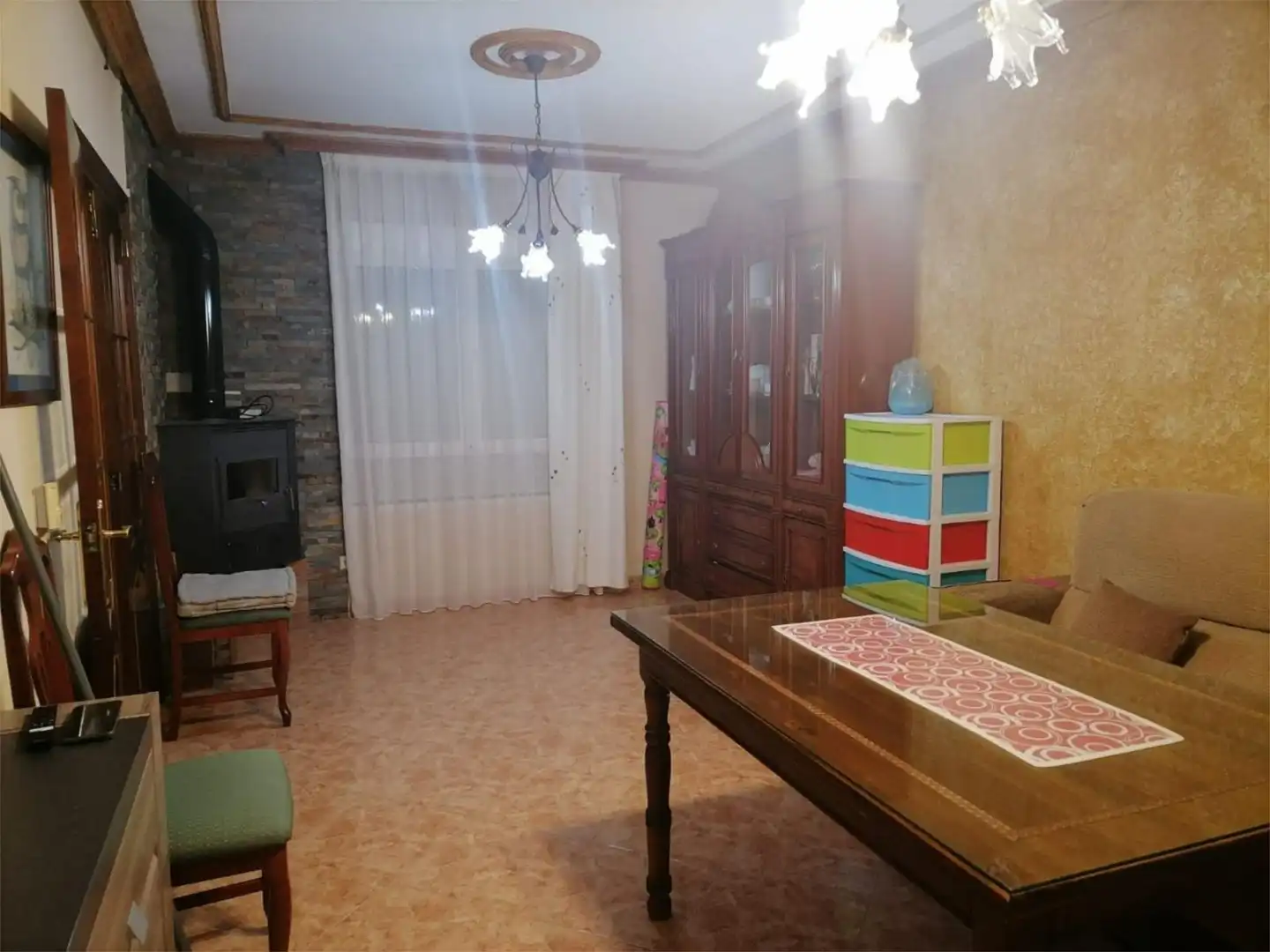 Casa adosada en venta en Calle 28 de Febrero, 8, Ibros Sala de estar de Casa adosada en venta en Ibros con Aire acondicionado, Calefacción y Trastero
