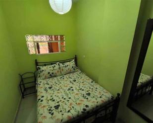 Dormitori de Apartament de lloguer en Algeciras amb Terrassa, Moblat i Forn
