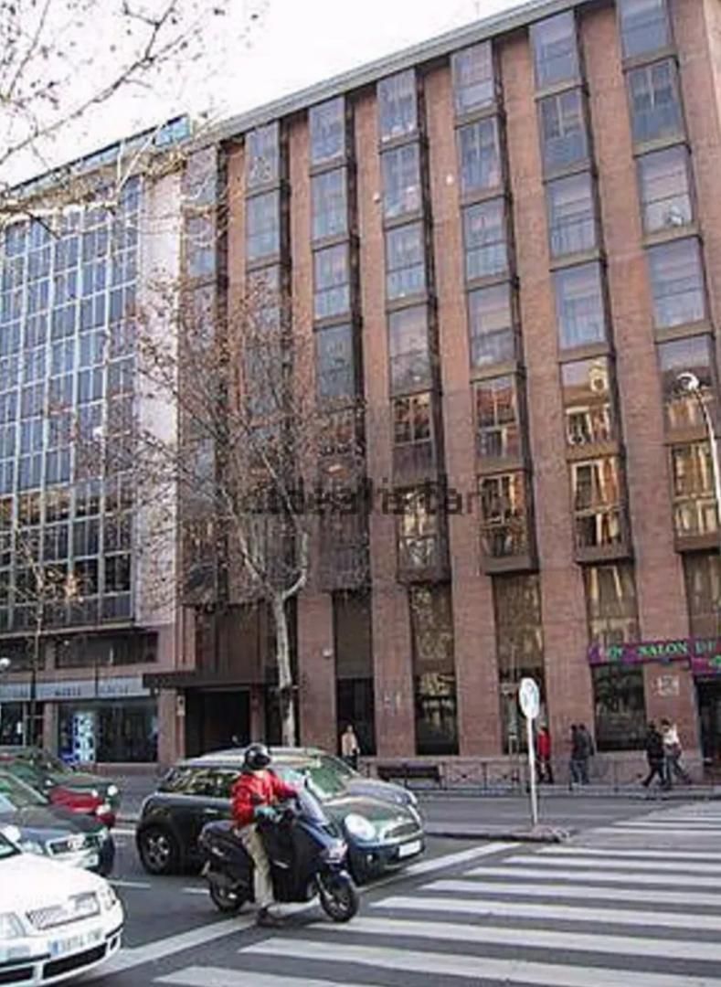 Vista exterior de Garatge en venda en  Madrid Capital