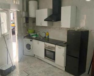 Kitchen of Flat to rent in Badalona