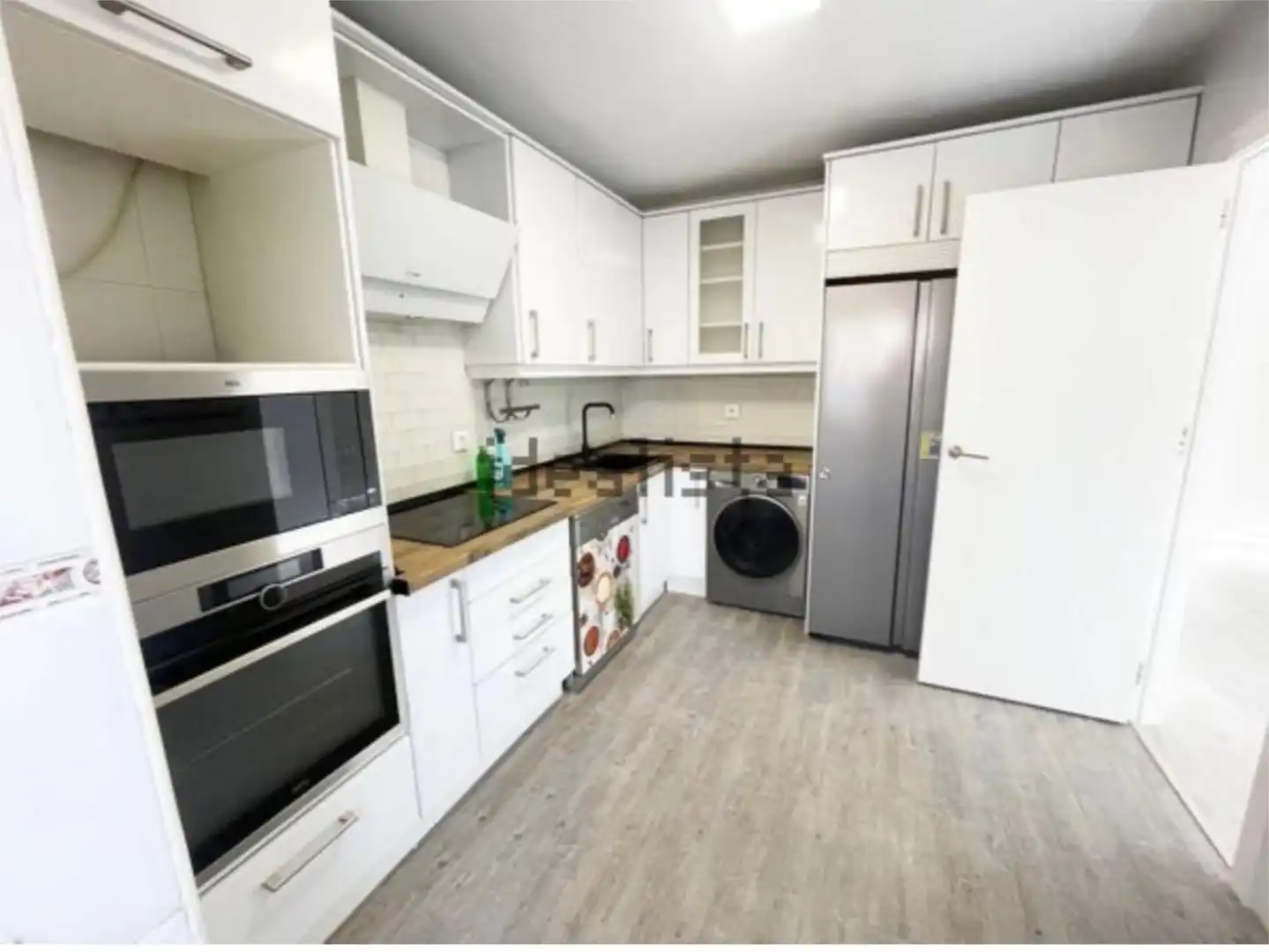 Casa o xalet en venda a Calle Monte de Encinas, 74, Villanueva de la Torre Cuina de Casa o xalet en venda en Villanueva de la Torre amb Aire condicionat, Calefacció i Jardí privat