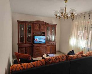 Living room of Flat to rent in Valencia de Don Juan  with Terrace and Furnished