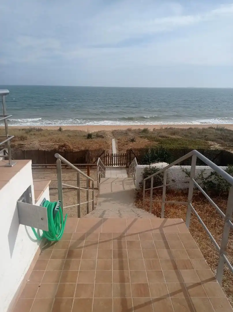 Casa o xalet de lloguer a Avenida Pintor Miguel Ballesta Maqueda, 7, Mazagón