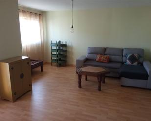 Sala d'estar de Pis en venda en Badajoz Capital amb Jardí privat, Parquet i Traster