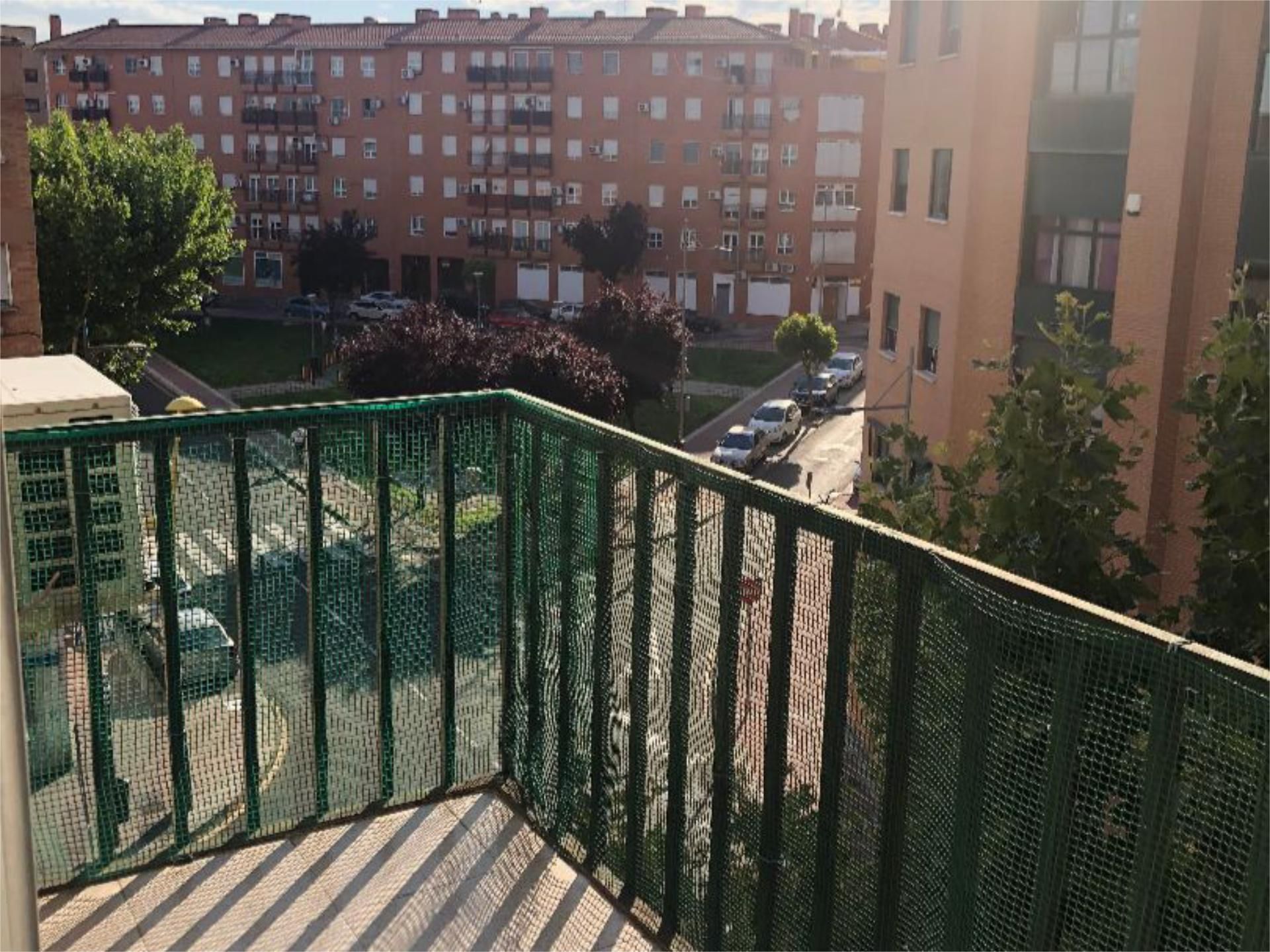 Terrassa de Pis en venda en Parla amb Aire condicionat i Terrassa