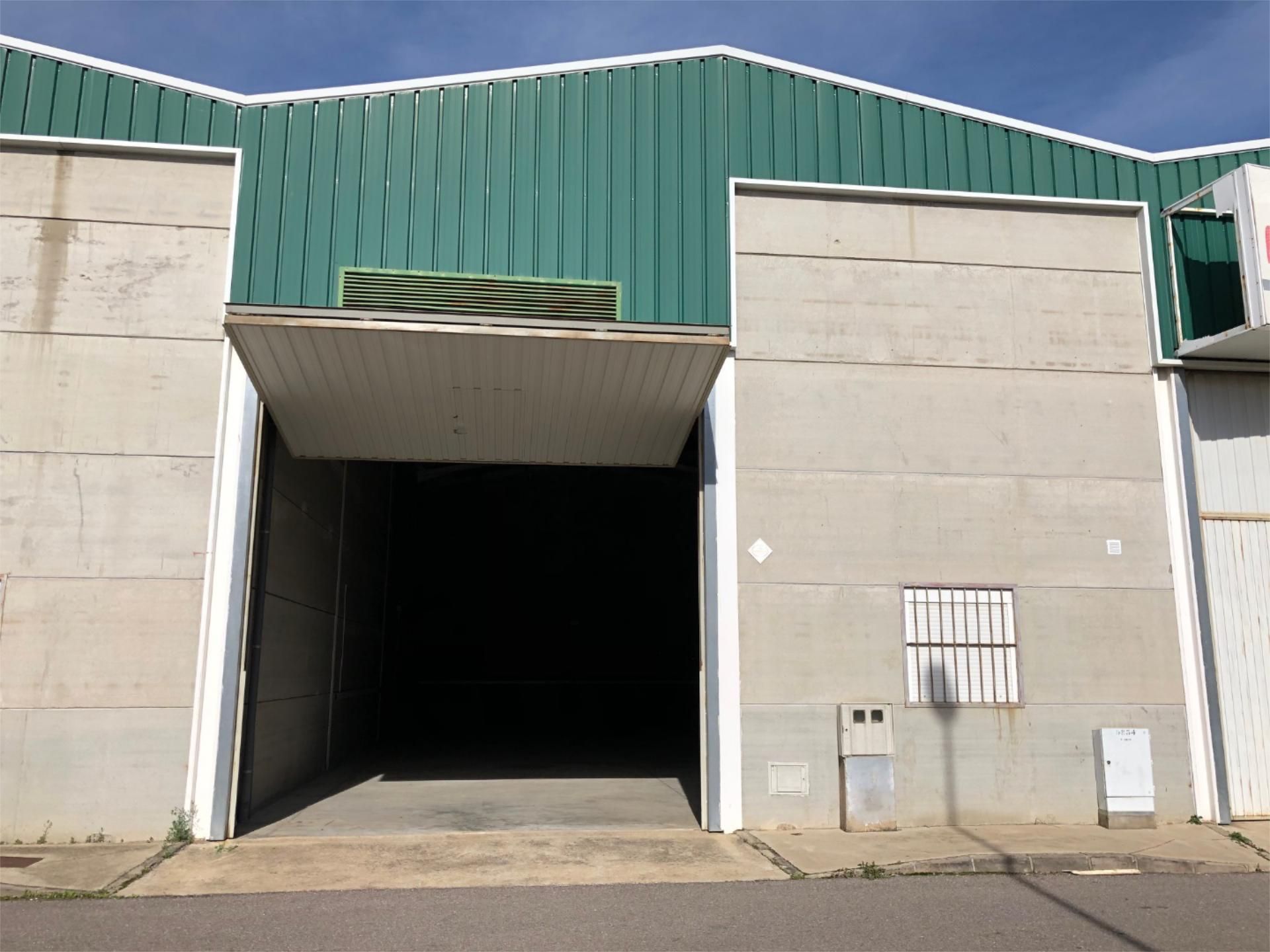 Exterior view of Industrial buildings for sale in Badajoz Capital