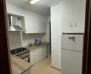 Cuina de Pis de lloguer en Reus amb Terrassa i Moblat