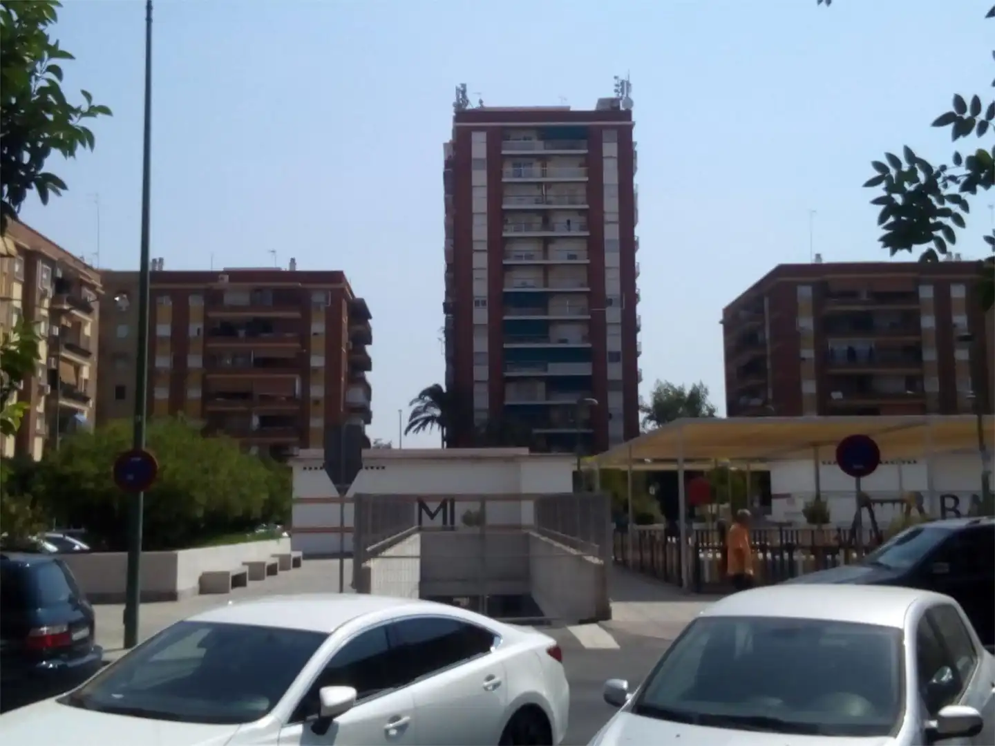 Piso en venta en Calle Castillo de Alcala de Guadaira, 19, Bami - La Estrella Vista exterior de Piso en venta en Sevilla