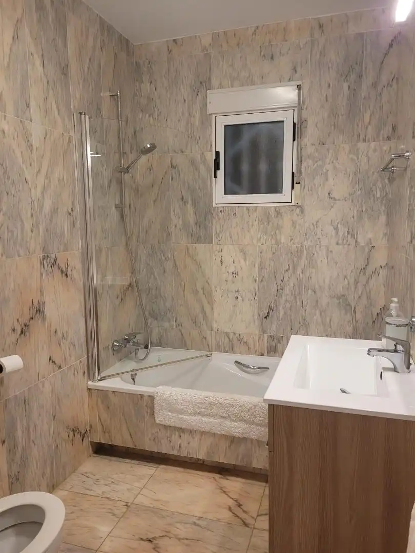 Bathroom of Houses for rent in Almería  with Air Conditioner, Private garden and Terrace