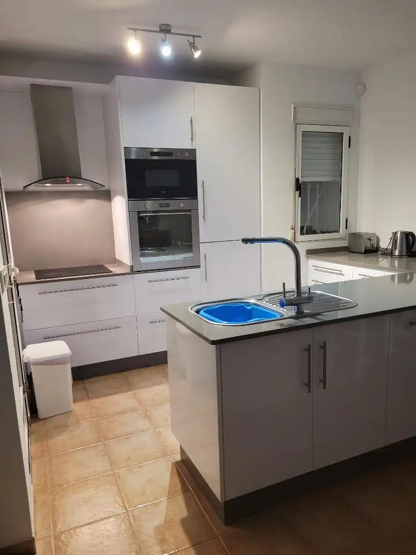 Kitchen of Houses for rent in Almería  with Air Conditioner, Private garden and Terrace