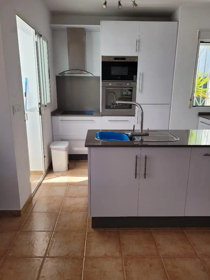 Kitchen of Houses for rent in Almería  with Air Conditioner, Private garden and Terrace