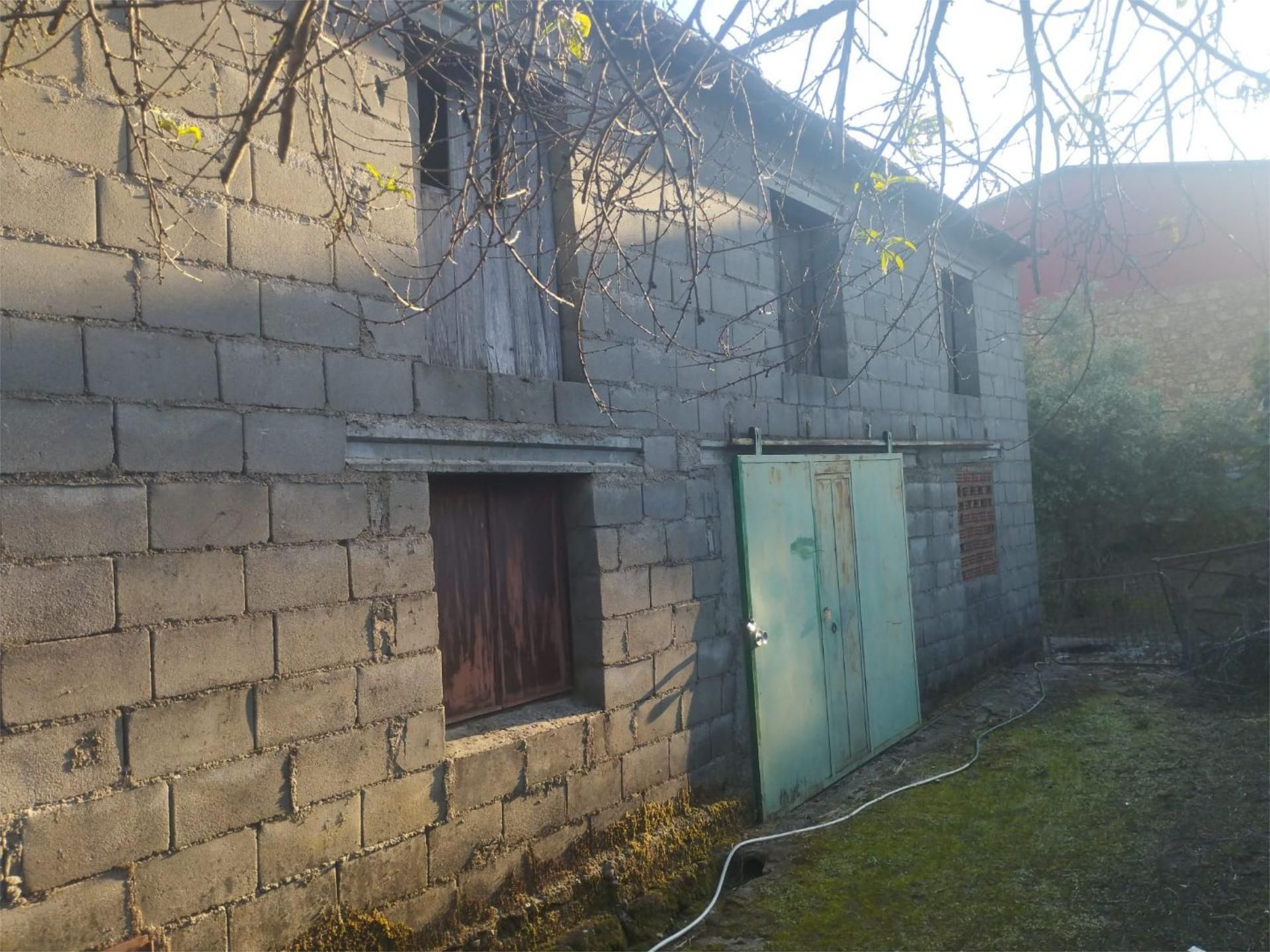 Exterior view of Constructible Land for sale in Talaveruela de la Vera