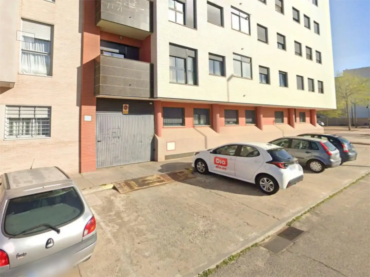 Garaje de alquiler en Paseo del Once de Marzo, 4, Hospital - Nuevo Centro de Talavera de la Reina Parking de Garaje de alquiler en Talavera de la Reina