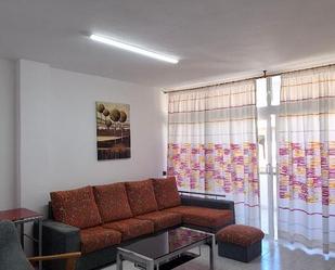 Sala d'estar de Apartament de lloguer en Granadilla de Abona amb Terrassa i Balcó