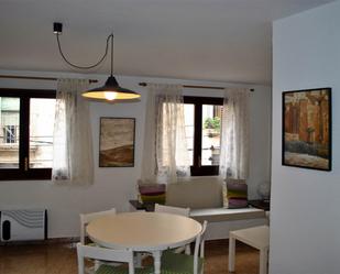 Wohnzimmer von Wohnungen miete in Igualada mit Abstellraum, Möbliert und Ofen