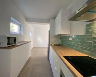 Kitchen of Flat to rent in  Granada Capital  with Air Conditioner and Balcony
