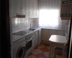 Cuina de Pis de lloguer en  Madrid Capital amb Calefacció i Terrassa
