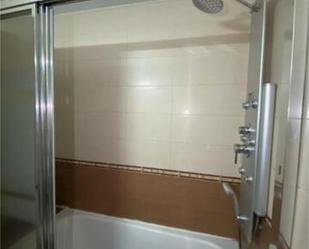 Bany de Pis de lloguer en  Córdoba Capital amb Terrassa i Moblat