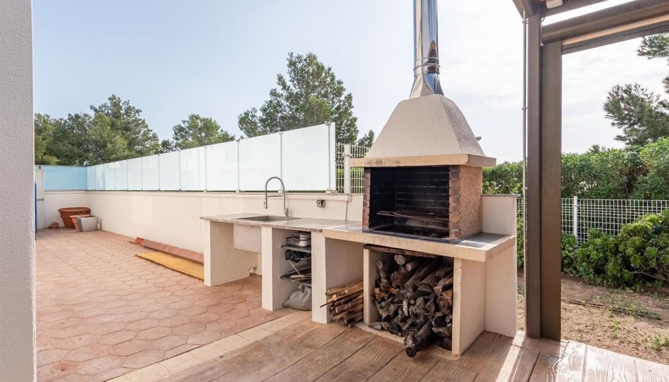 Casa o chalet en venta en Avinguda Rafael de Llao, 1, L'Ampolla, Tarragona - imagen 1 Foto 1 de Casa o chalet en venta en Avinguda Rafael de Llao, 1, L'Ampolla, Tarragona