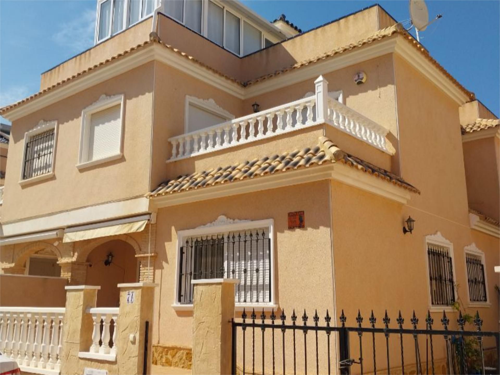 Exterior view of Single-family semi-detached for sale in Orihuela  with Air Conditioner, Terrace and Swimming Pool