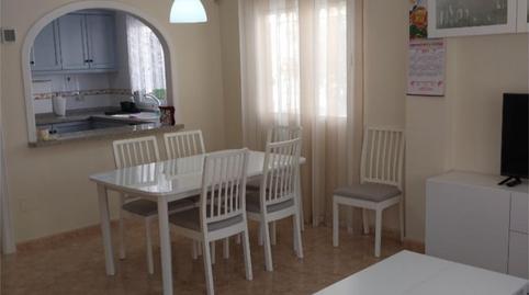 Casa adosada en venda a Calle Clavo, 15, Villamartín - Las Filipinas, Alicante - imatge 4 Foto 4 de Casa adosada en venda a Calle Clavo, 15, Villamartín - Las Filipinas, Alicante