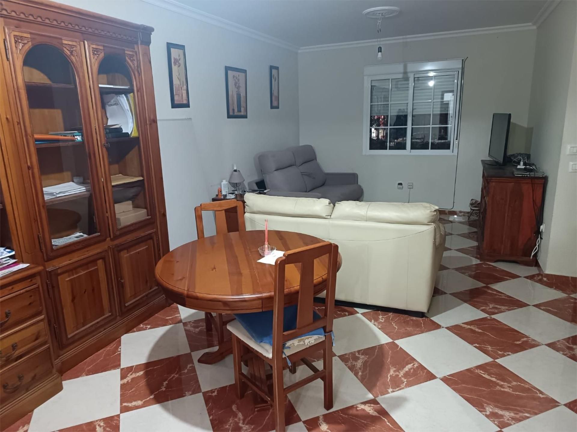 Living room of Flat to share in Tomares  with Air Conditioner, Heating and Furnished
